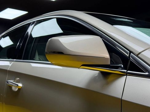 Used 2013 Cadillac XTS Luxury image 6