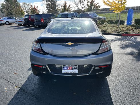 Used 2018 Chevrolet Volt Premier w/ Driver Confidence Package image 4