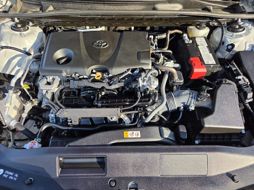 Used 2024 Toyota Camry LE FWD image 30