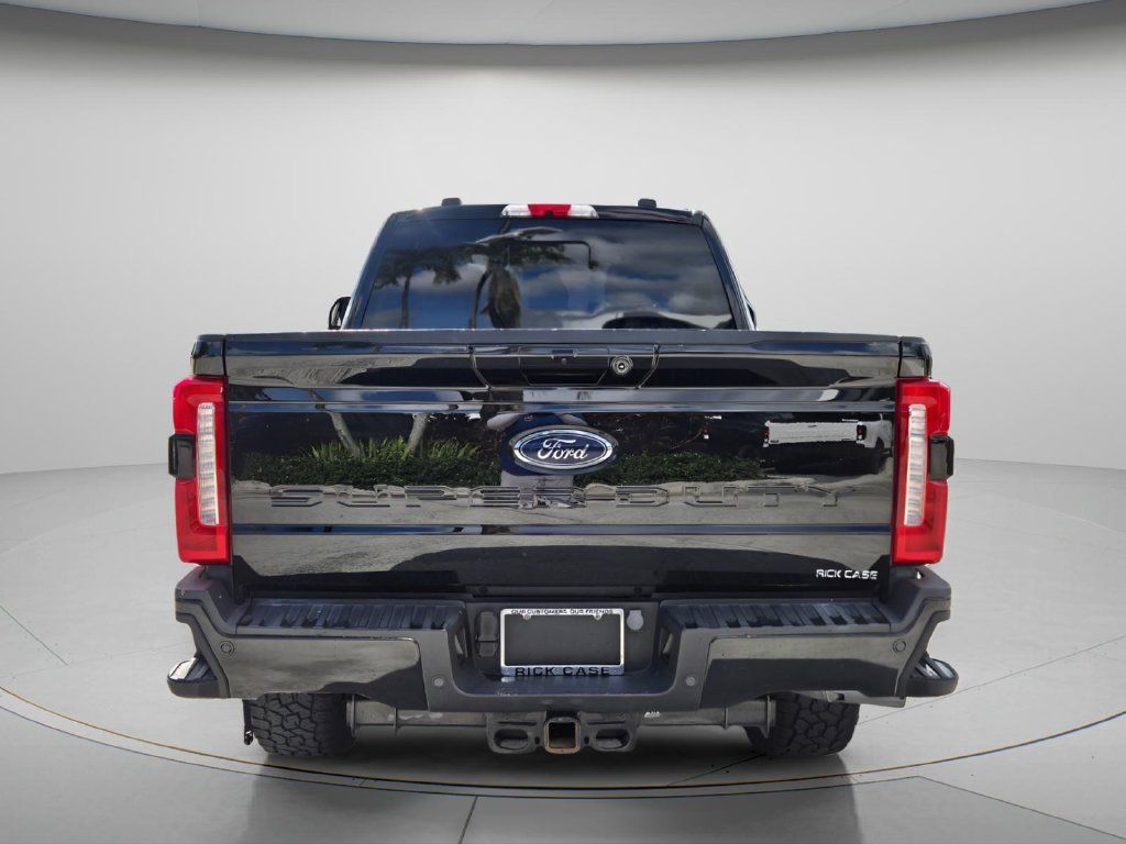 Used 2023 Ford F250 XLT w/ XLT Premium Package AWD/4WD image 6