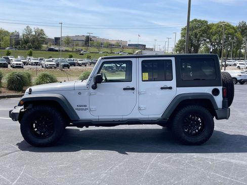 Used 2016 Jeep Wrangler Unlimited Sport w/ Quick Order Package 24S AWD/4WD image 4