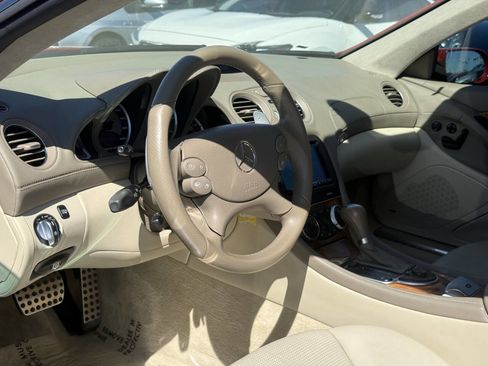 Used 2007 Mercedes-Benz SL 55 AMG image 25