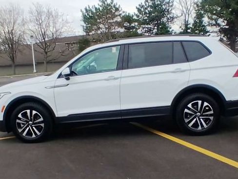 Used 2022 Volkswagen Tiguan S AWD/4WD image 8