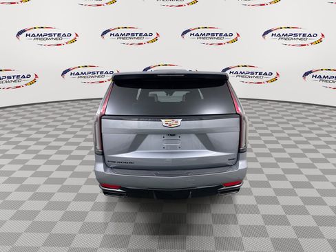 Used 2022 Cadillac Escalade ESV Sport image 7