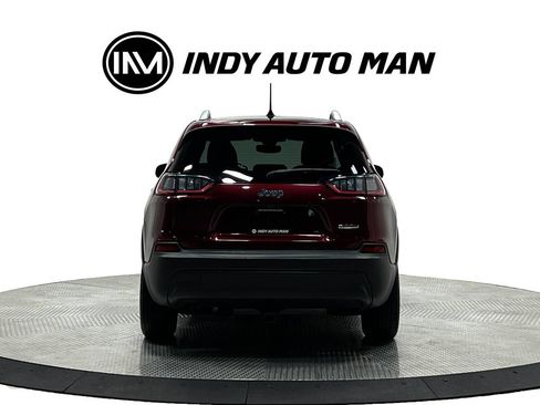 Used 2019 Jeep Cherokee Latitude Plus w/ Comfort/Convenience Group FWD image 5