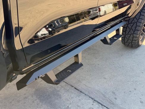 New 2025 GMC Canyon Elevation w/ Convenience Package image 13