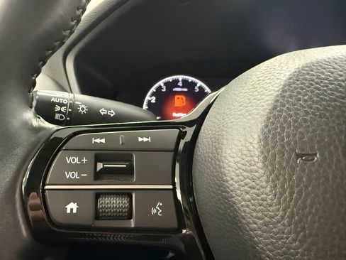 Used 2023 Honda HR-V EX-L image 19