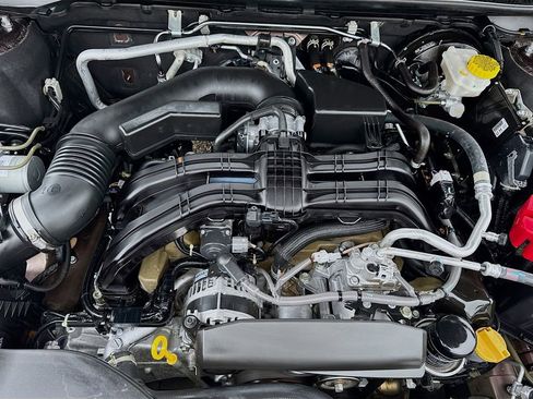 Used 2021 Subaru Outback Touring w/ Popular Package #2 image 41