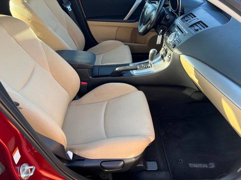 Used 2010 MAZDA MAZDA3 s Sport FWD image 22