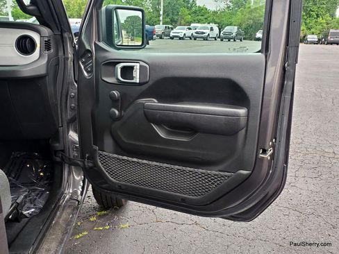 Used 2024 Jeep Wrangler Sport AWD/4WD image 36