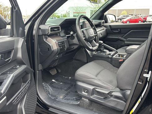 Used 2024 Toyota Tacoma SR5 AWD/4WD image 2