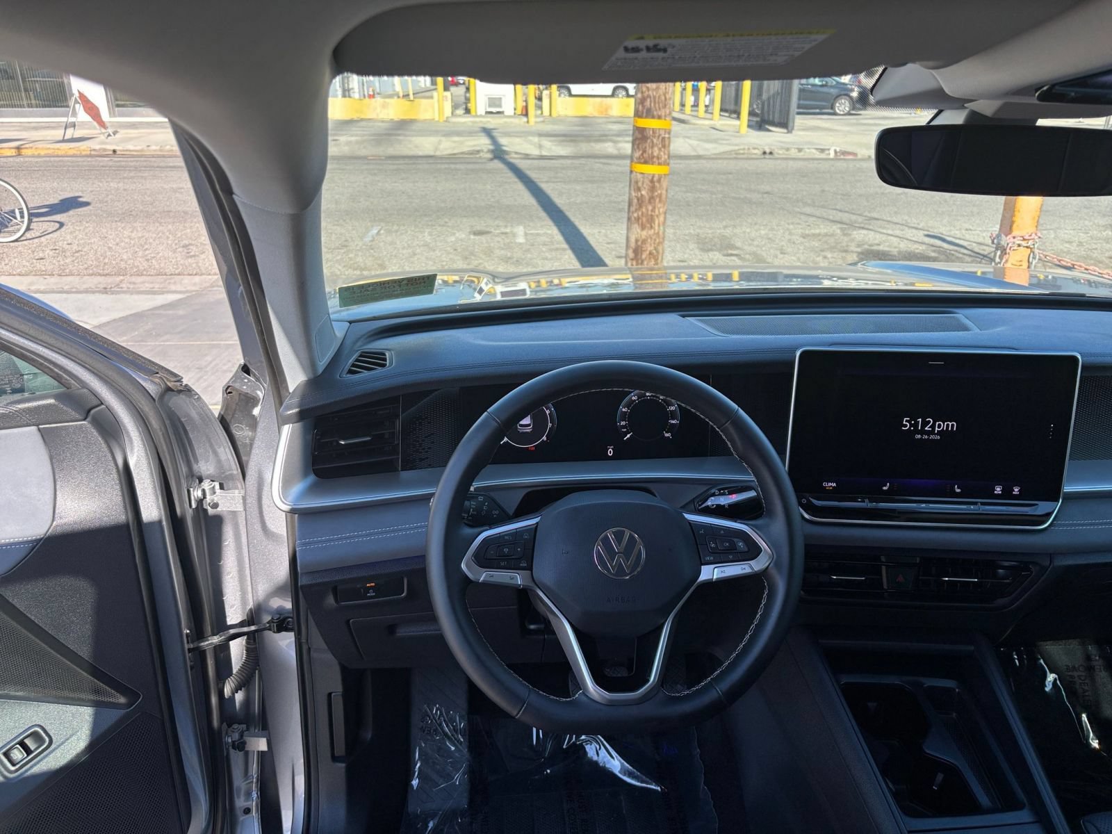 Used 2026 Volkswagen Tiguan SE AWD/4WD image 35