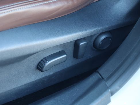 Used 2020 Subaru Outback Touring XT image 30