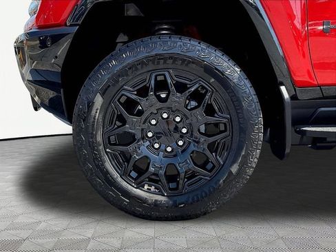 Used 2026 GMC Hummer EV SUV w/ LPO, Dark Essentials Package AWD/4WD image 34