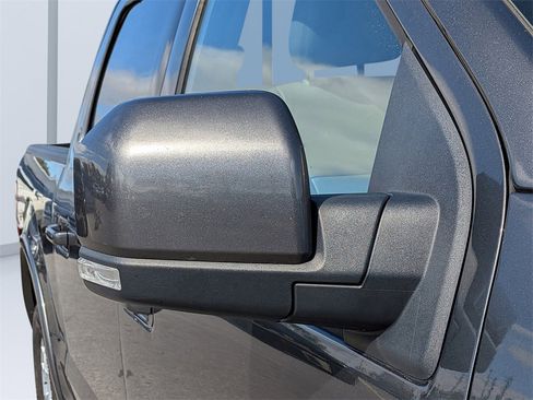 Used 2017 Ford F150 Lariat image 11