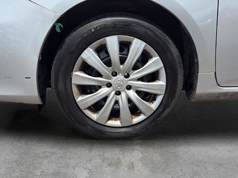 Used 2012 Toyota Corolla LE FWD image 21