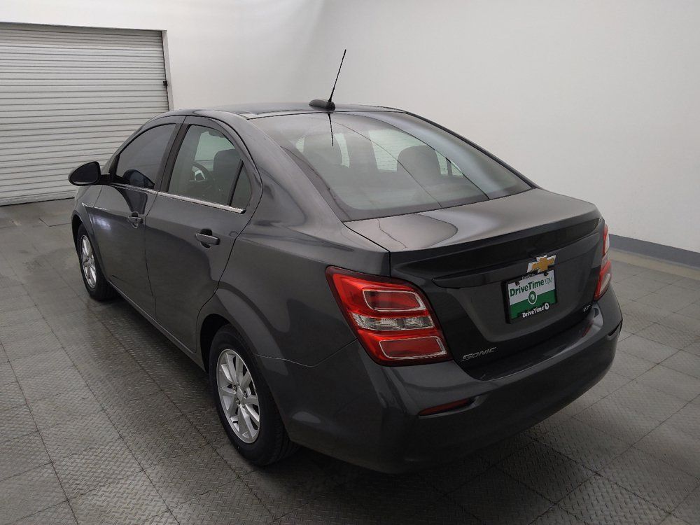 Used 2019 Chevrolet Sonic LT FWD image 5