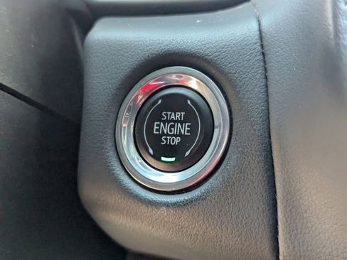 Used 2023 Chevrolet Tahoe Z71 w/ Luxury Package image 32