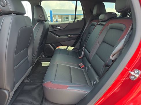 New 2027 Chevrolet Equinox RS w/ Convenience Package III AWD/4WD image 11