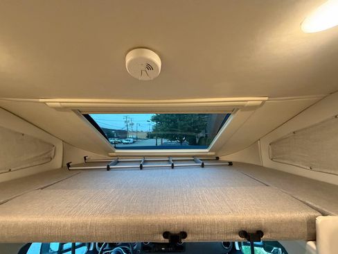 Used 2020 Mercedes-Benz Sprinter 3500 image 28