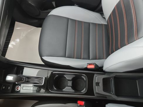 Used 2023 Nissan Kicks SR w/ SR Premium Package FWD image 25