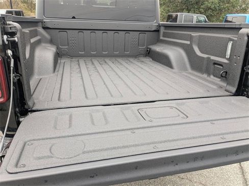 New 2026 Jeep Gladiator Mojave image 26