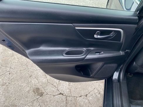 Used 2018 Nissan Altima 2.5 SV image 21