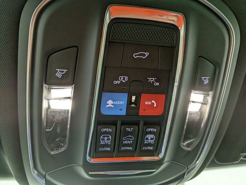 New 2026 Jeep Grand Cherokee Limited w/ Limited Altitude Package AWD/4WD image 31