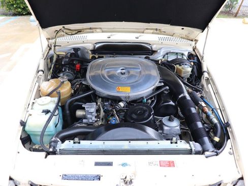 Used 1987 Mercedes-Benz 560 SL image 29