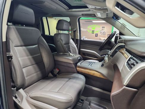Used 2020 GMC Yukon XL Denali w/ Open Road Package image 30