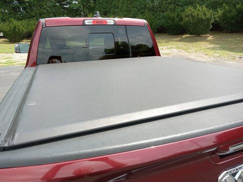 Used 2019 RAM 1500 Limited AWD/4WD image 10