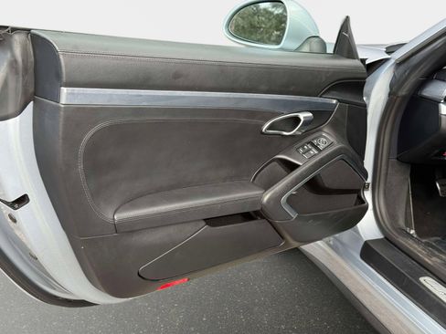 Used 2017 Porsche 911 Carrera 4S image 31