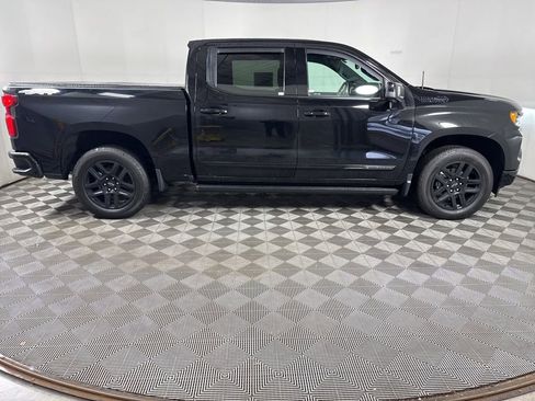 Used 2024 Chevrolet Silverado 1500 High Country w/ Midnight Edition image 11