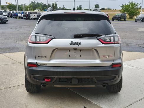 Used 2019 Jeep Cherokee Trailhawk w/ Comfort & Convenience Group AWD/4WD image 21