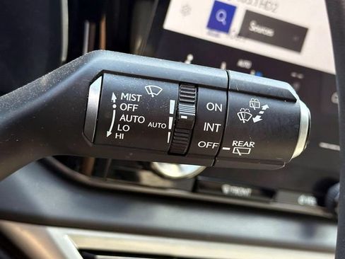 Used 2023 Lexus RX 350 Premium w/ Accessory Package AWD/4WD image 27
