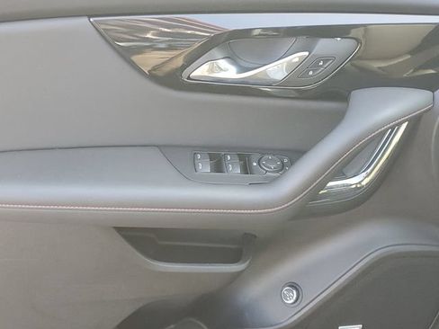 Certified 2024 Chevrolet Blazer RS FWD image 15