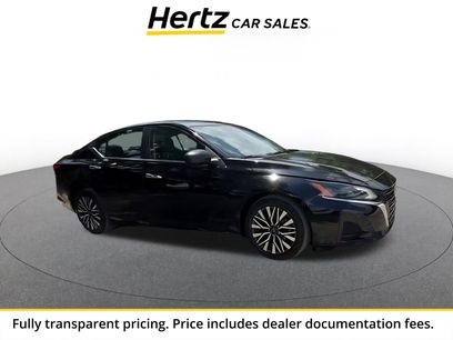 Used 2025 Nissan Altima 2.5 SV