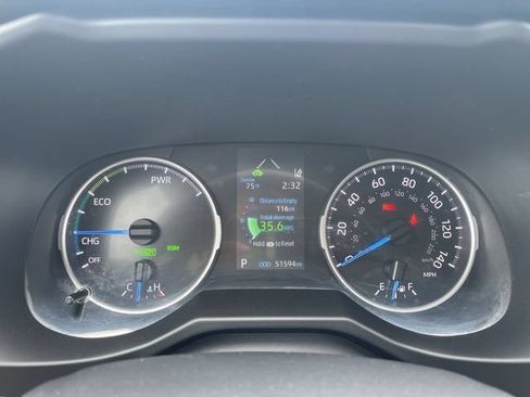 Used 2020 Toyota RAV4 LE AWD/4WD image 16