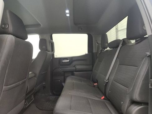 Used 2022 Chevrolet Silverado 1500 Custom AWD/4WD image 10