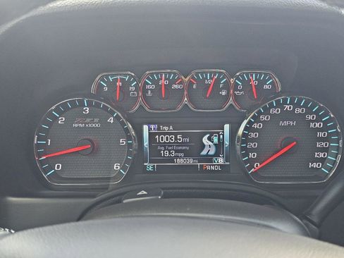 Used 2019 Chevrolet Suburban LT AWD/4WD image 29