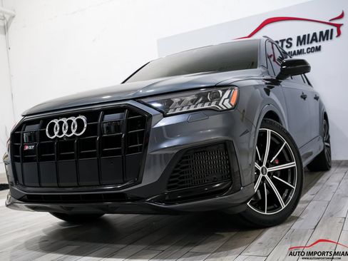 Used 2021 Audi SQ7 Premium Plus w/ Driver Assistance Package AWD/4WD image 2