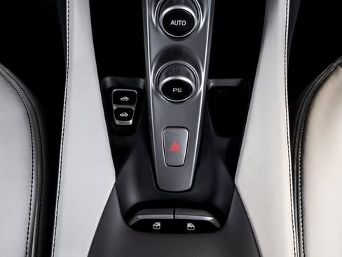 Certified 2019 Ferrari Portofino image 52