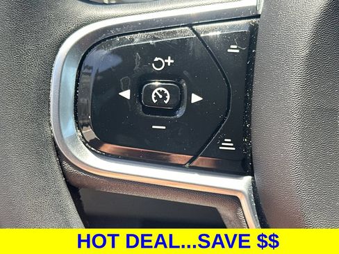 Used 2023 Volvo XC60 B5 Plus w/ Protection Package Premier AWD/4WD image 21