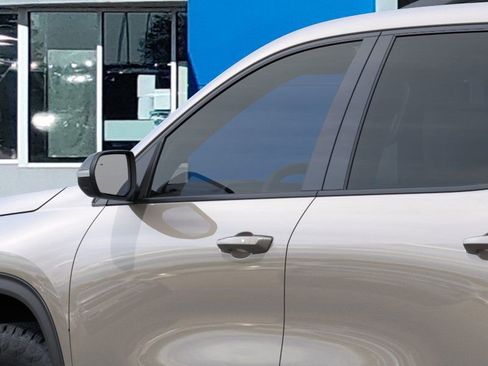 New 2026 Chevrolet Traverse Z71 w/ Enhanced Driving Package image 12