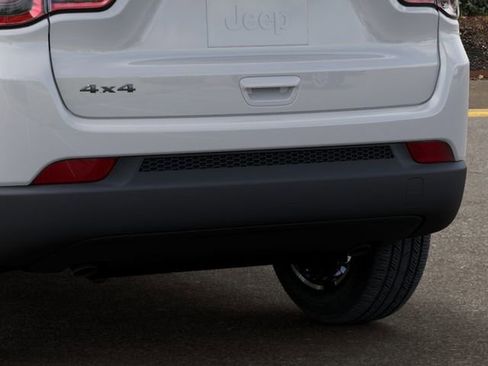 New 2026 Jeep Compass Latitude AWD/4WD image 13