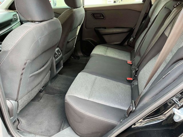 Used 2021 Nissan Rogue S FWD image 18