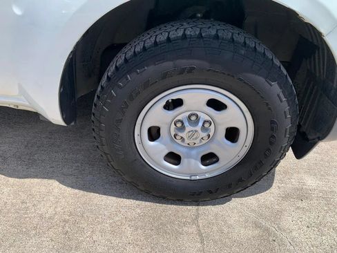 Used 2018 Nissan Frontier S RWD image 23