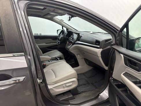 Used 2019 Honda Odyssey Touring image 15