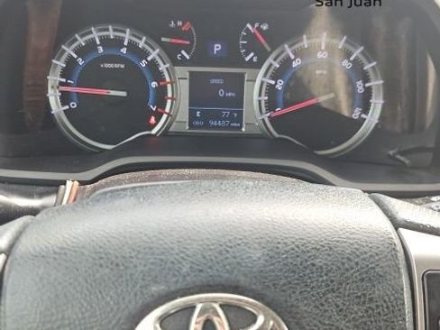 Used 2015 Toyota 4Runner Limited image 9