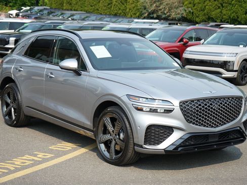 Used 2024 Genesis GV70 3.5T Sport w/ Sport Advanced Package AWD/4WD image 3